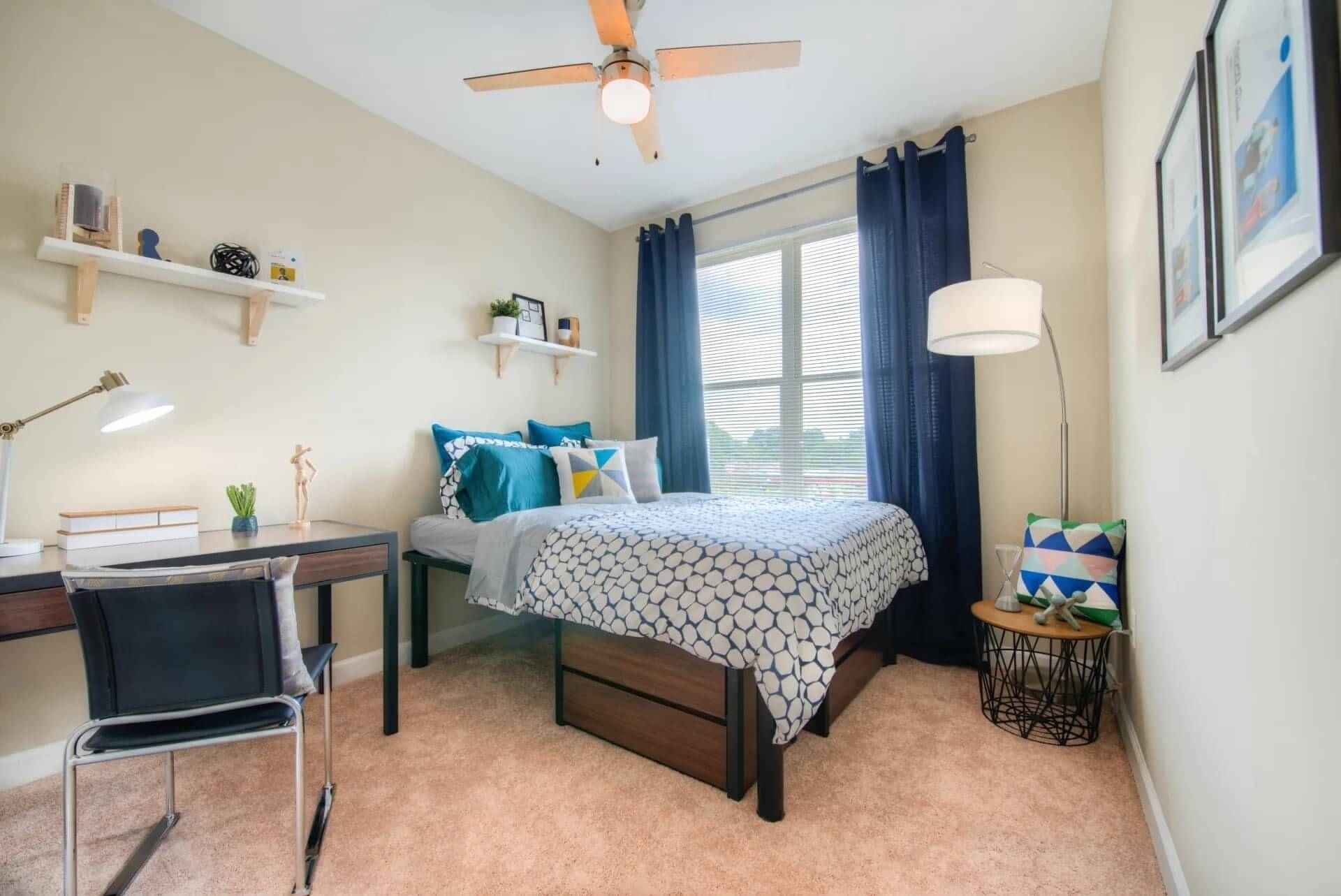 Station At Five Points, Columbia - 1