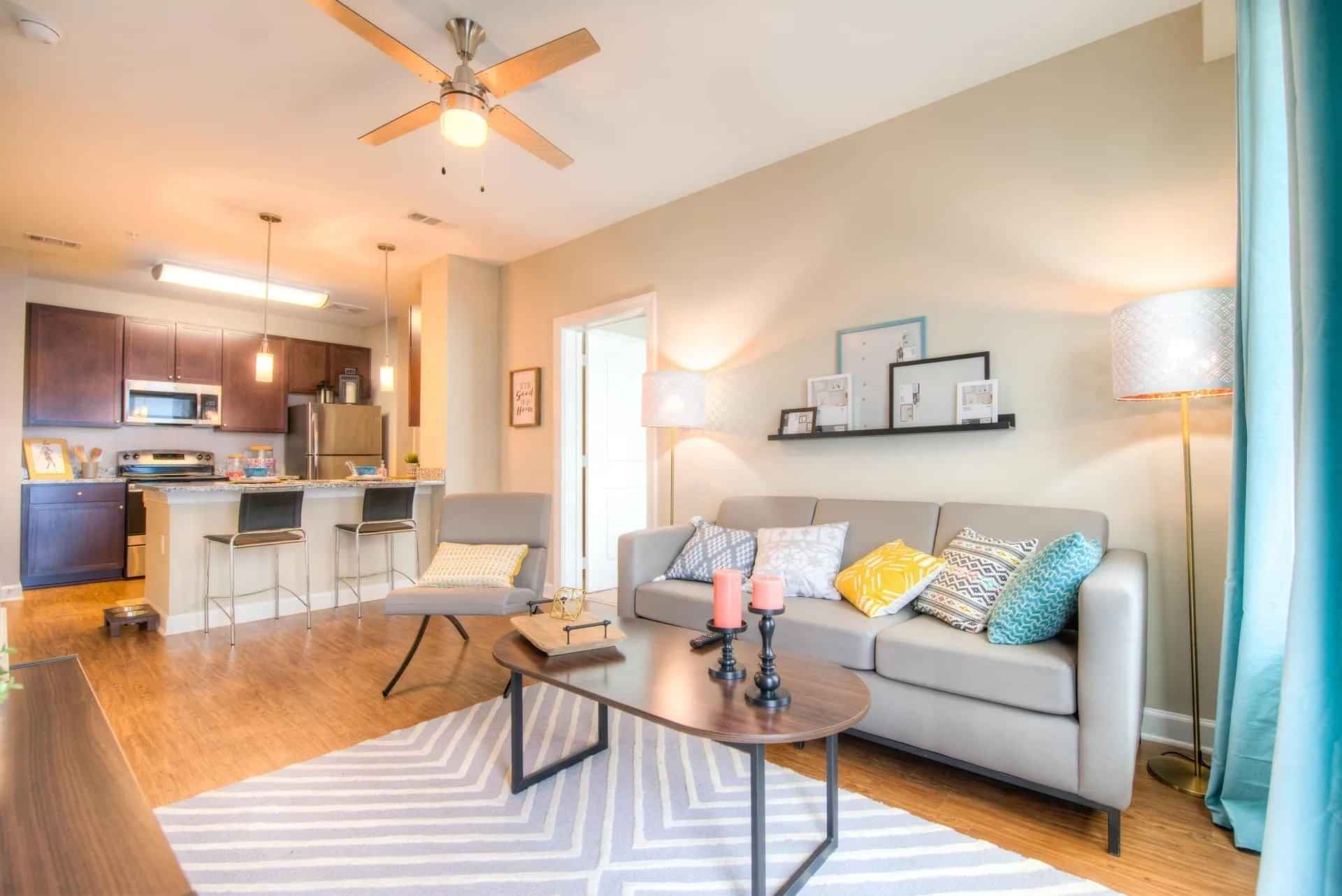 Station At Five Points, Columbia - 3