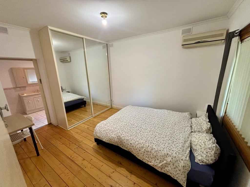 Room in a 4 Bedroom Apartment, 32 Dartmouth Street, West Croydon, City of Charles Sturt, 5008 