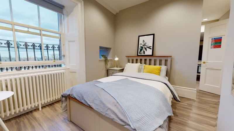 Diamond 1 Bed Apartment – 1b – Image 1