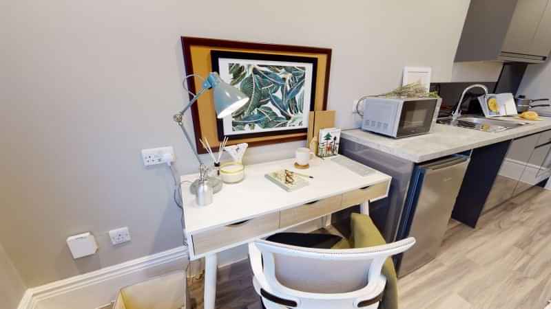 Diamond 1 Bed Apartment – 1b – Image 3