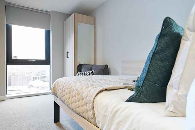 Standard Studio – Ensuite – Image 6