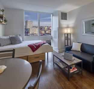 Studio – Studio – Image 1