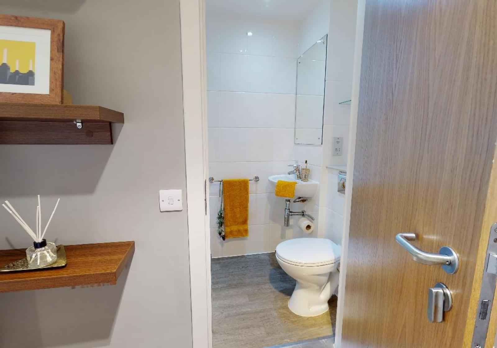 Silver Studio Plus – Studio – Image 1