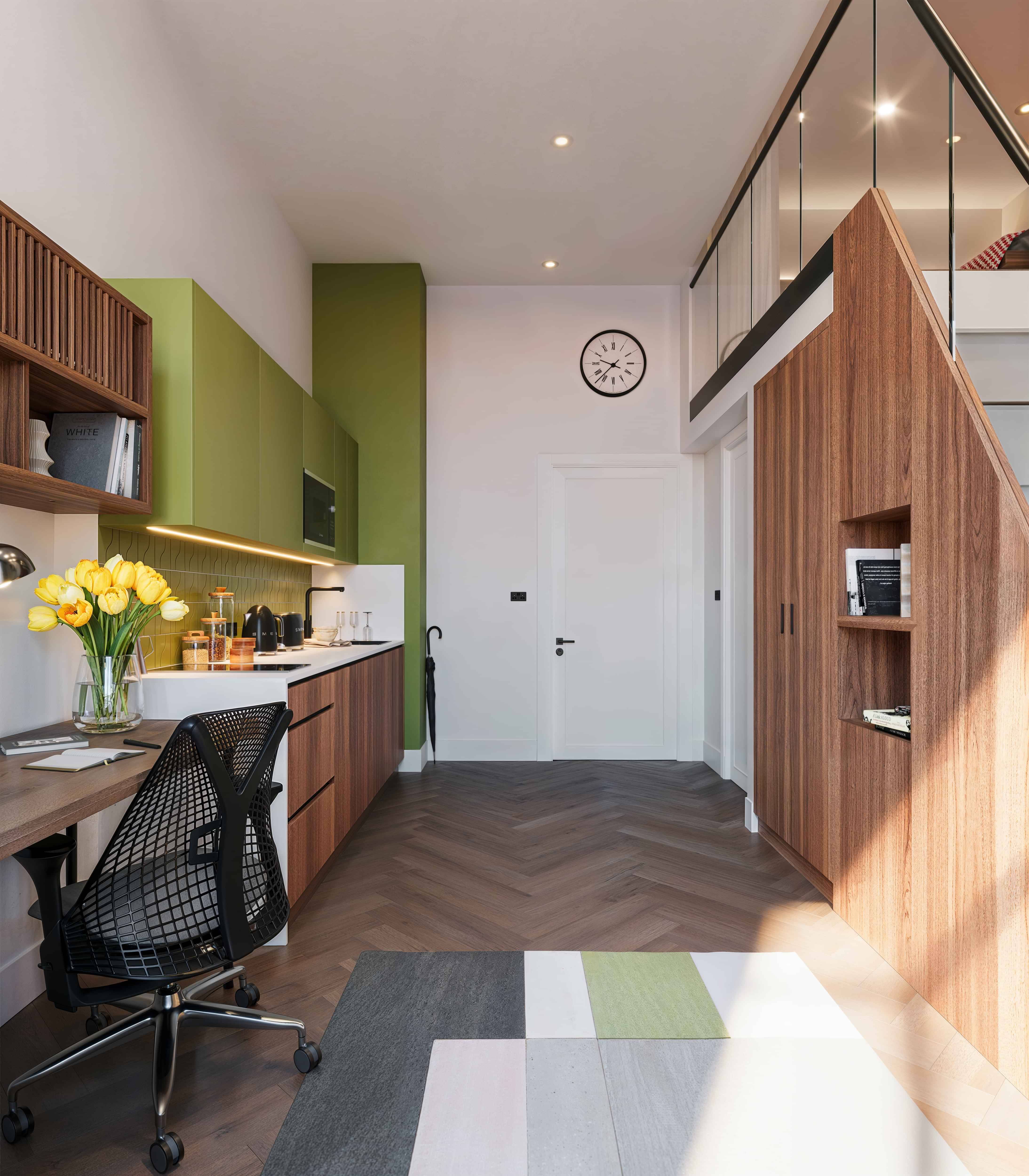 Superior Mezzanine – Studio – Image 1