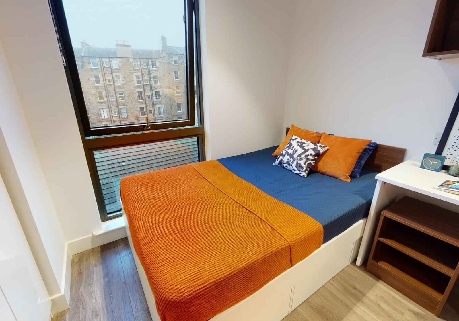 Bronze Studio Plus – Studio – Image 3