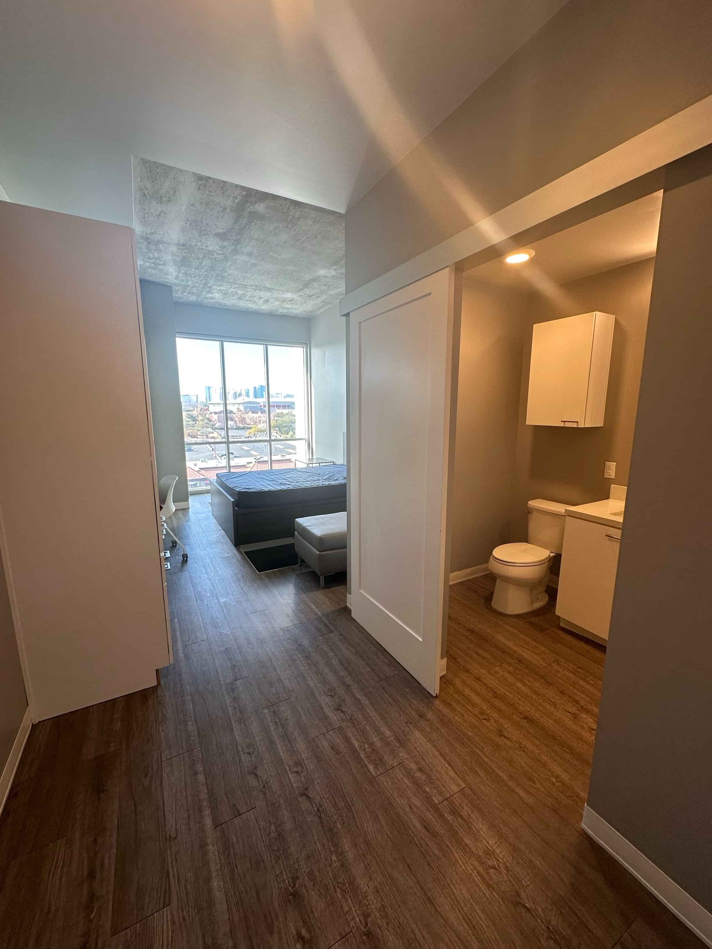 Premium Studio Suite – Ensuite – Image 3