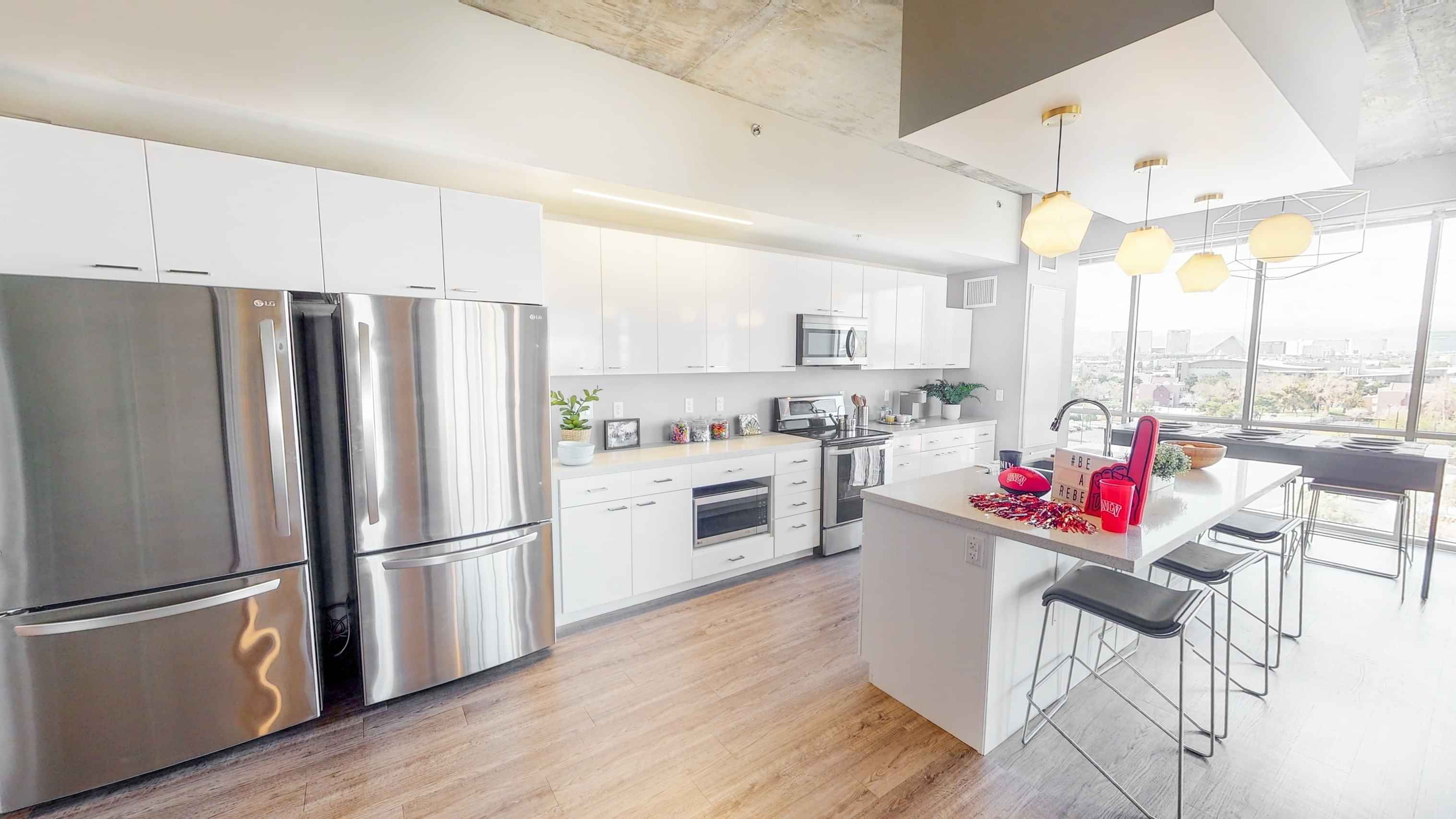 Studio Suite – 2b – Image 3