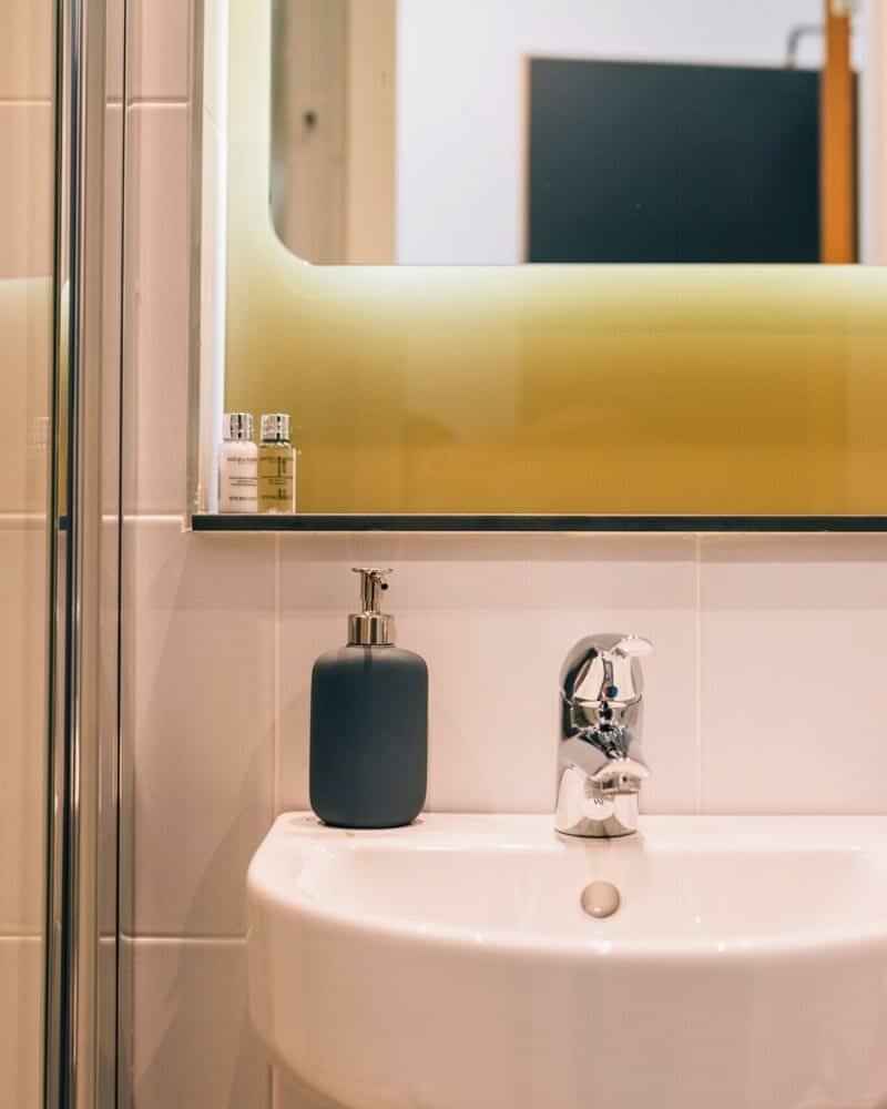 Superior En-suite – Ensuite – Image 2